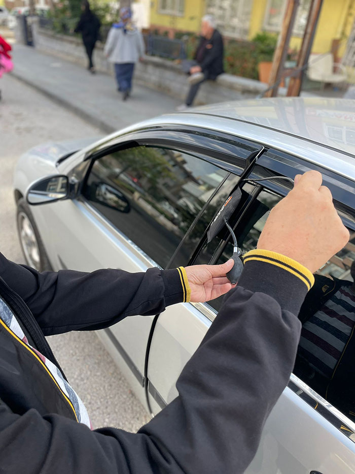 Buldan Oto Kilitçisi